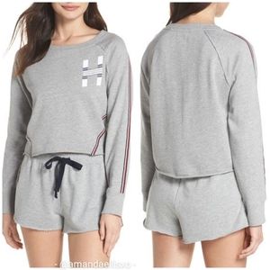 Tommy Hilfiger Retro Raw Edge Cropped Sweatshirt